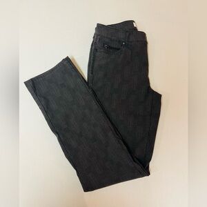 2/$20 - Reitman’s Grey Plaid Casual Pants - 3/4 - Lightweight- super stretchy -4